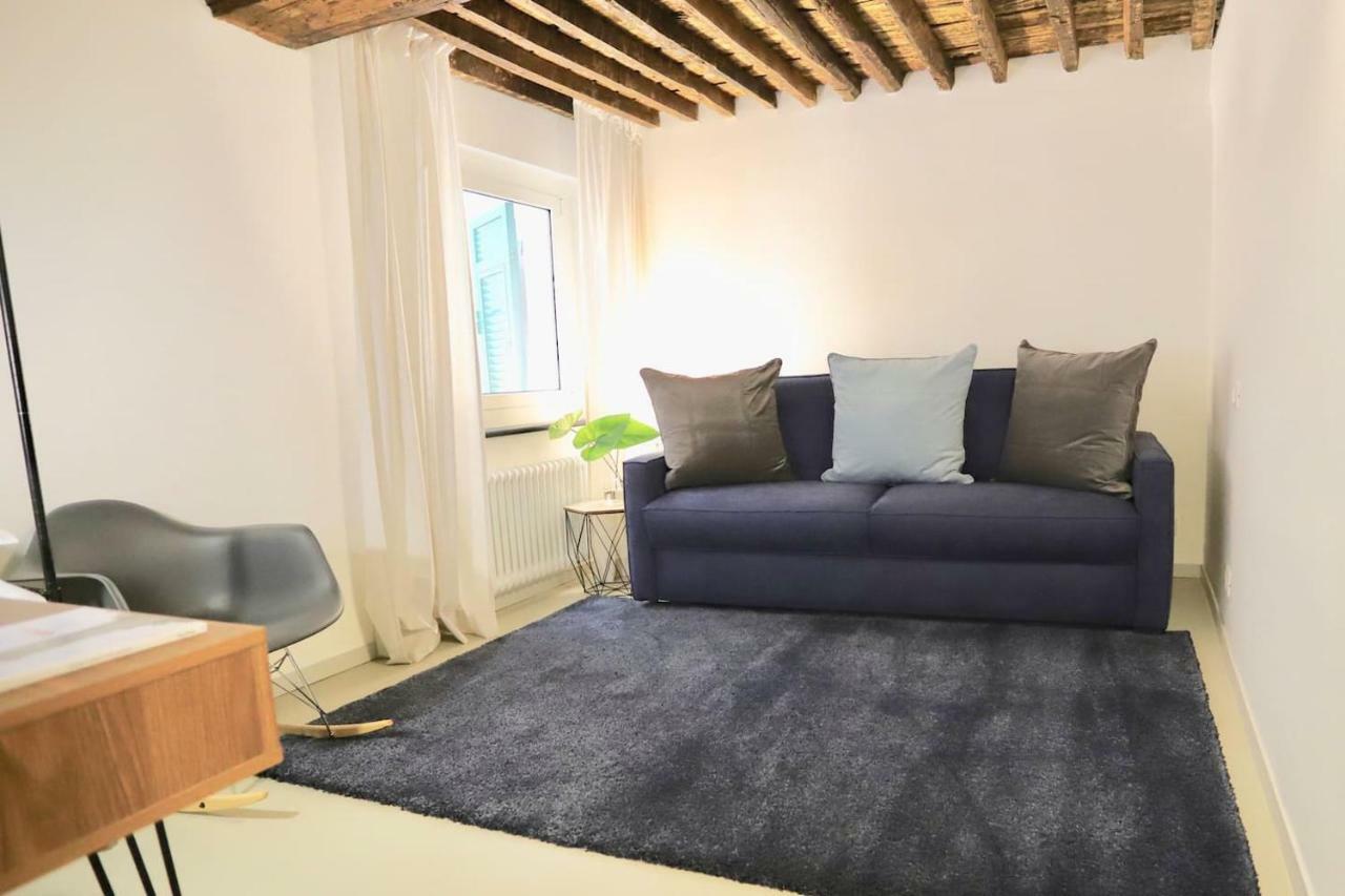 San Lorenzo Small Apartment Genoa Exterior photo